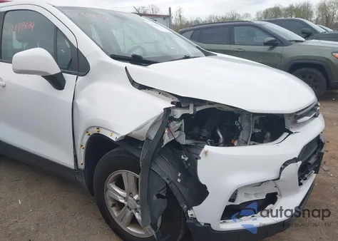 2018 Chevrolet Trax Ls z USA, uszkodzony, nr VIN KL7CJNSB0JB580567